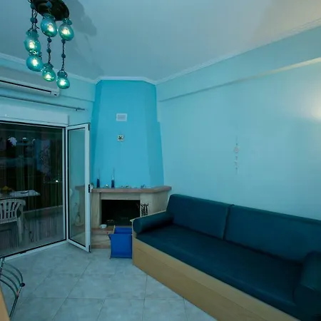 Pool Flat